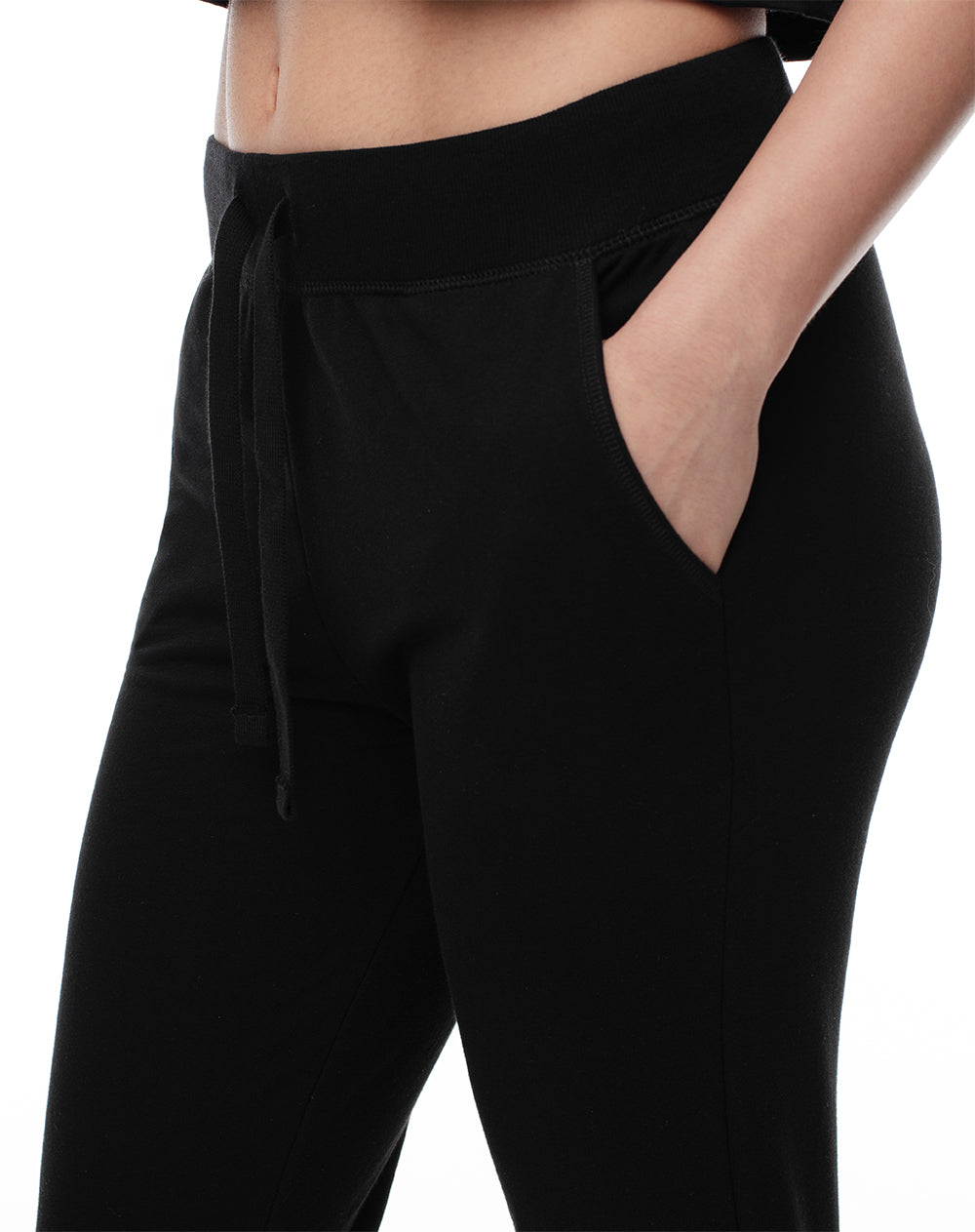 Jogger slim fit tiro medio negro