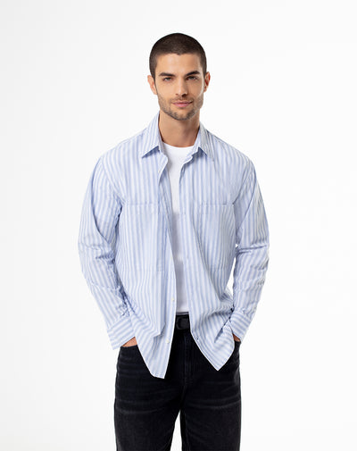 Camisa regular fit manga larga azul con rayas