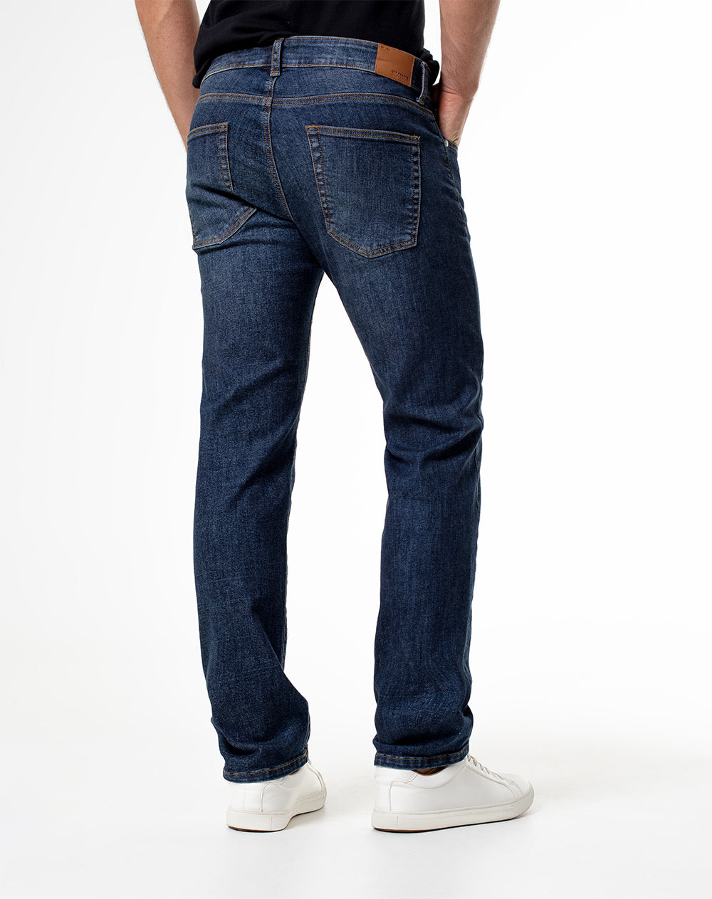 Jean slim fit tiro medio indigo oscuro