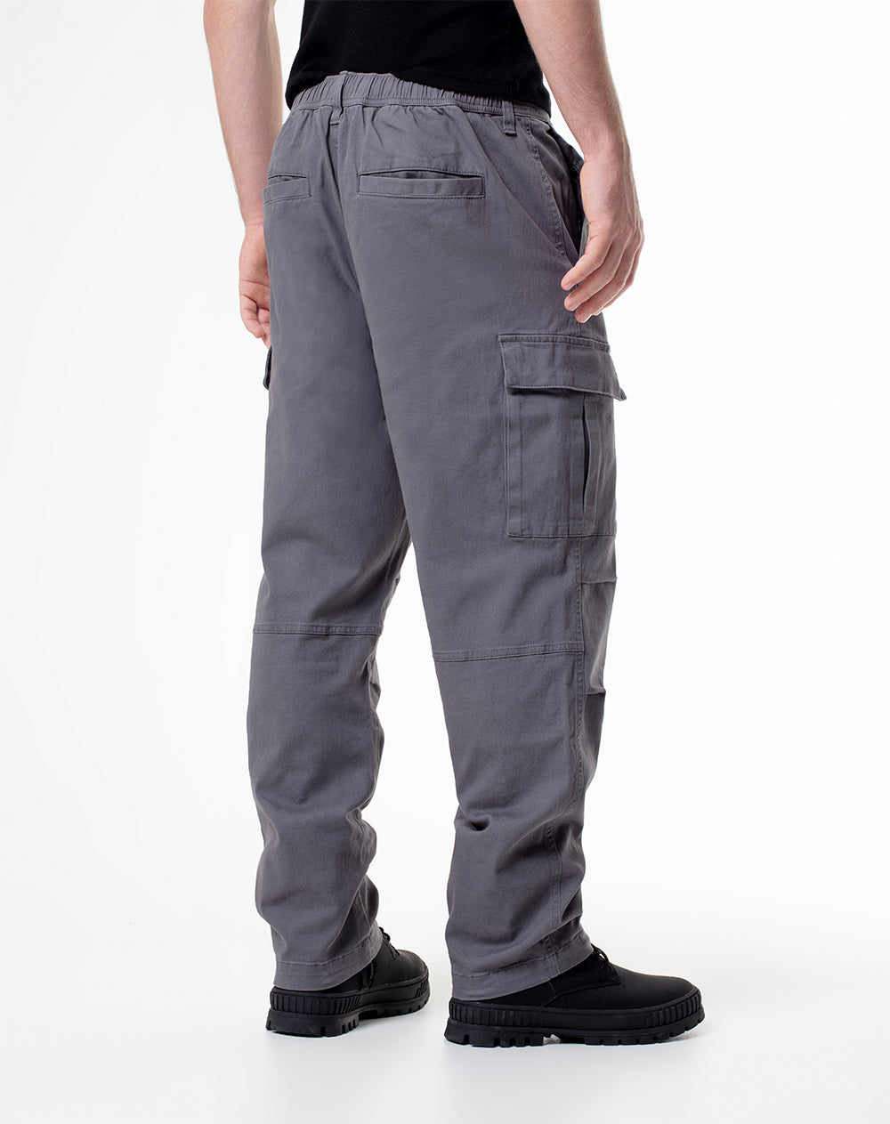 Pantalón regular fit tiro medio gris