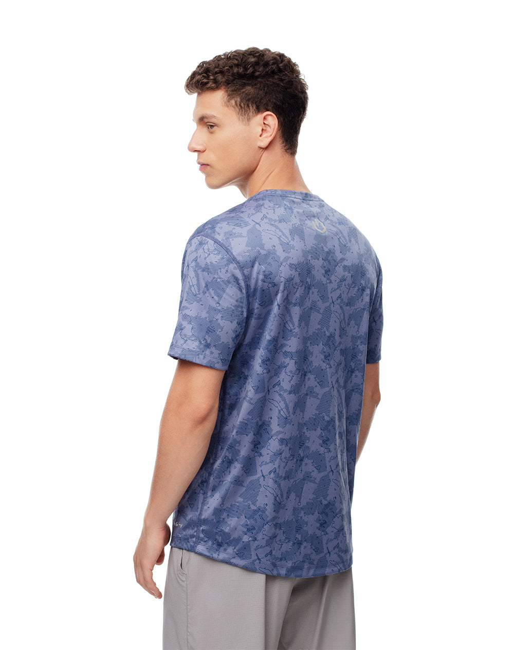 Camiseta slim fit manga corta azul estampada