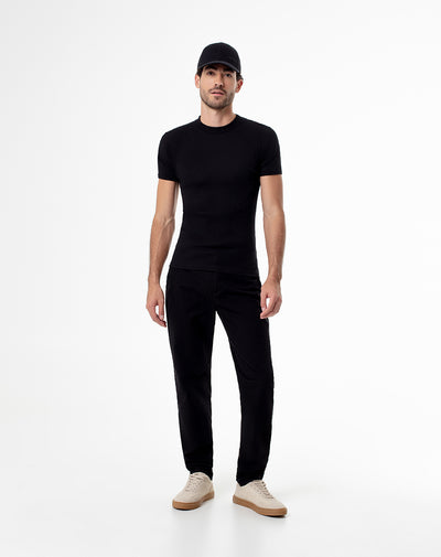 Pantalón slim fit tiro medio en drill negro