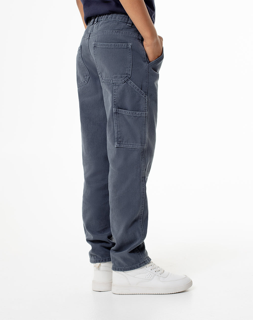 Jean regular fit tiro medio denim gris