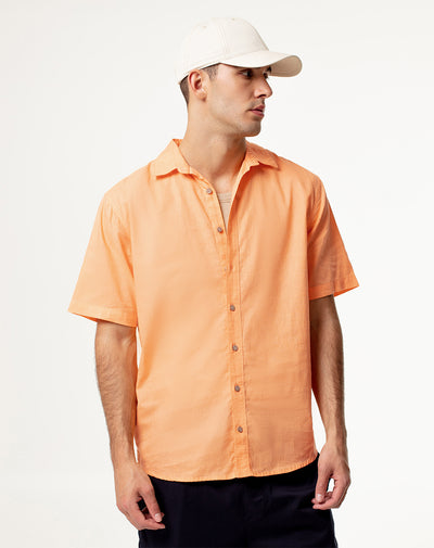 Camisa regular fit manga corta naranja