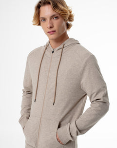 Chaqueta regular fit con capucha habana jaspeada