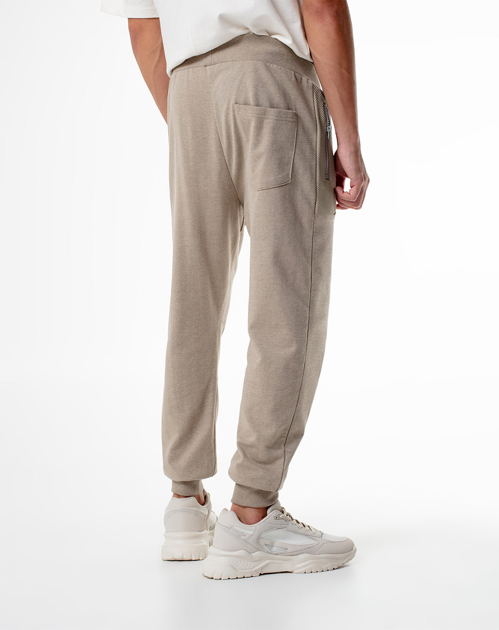 Jogger relaxed fit tiro medio habano jaspe