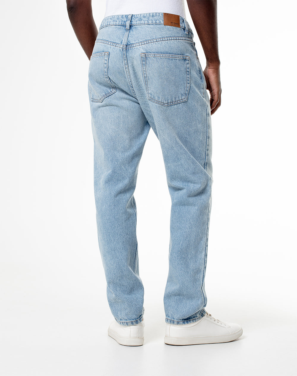 Jean regular fit tiro medio indigo