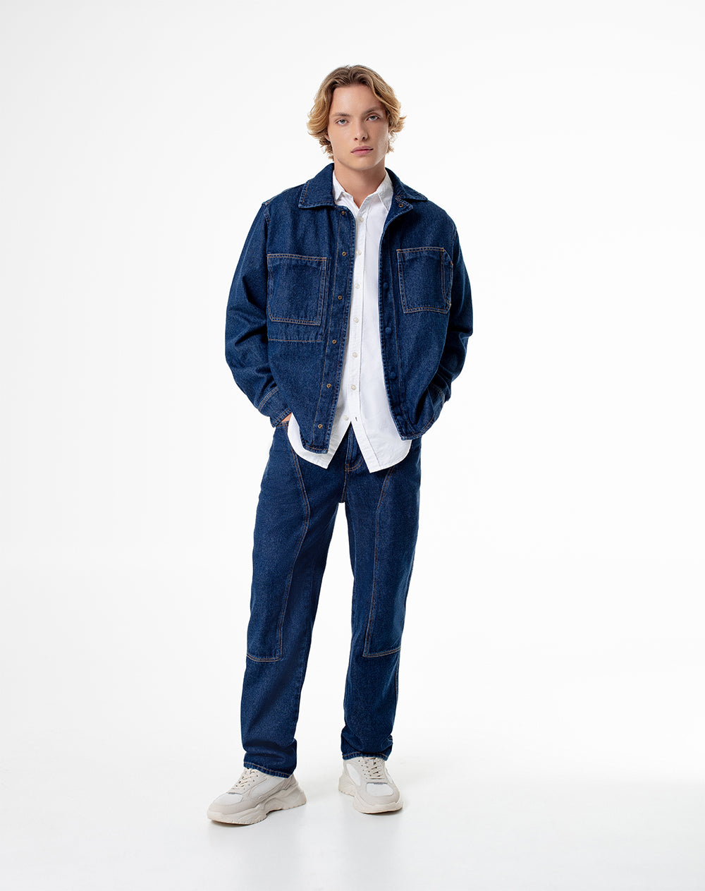 Jean regular fit tiro medio indigo oscuro