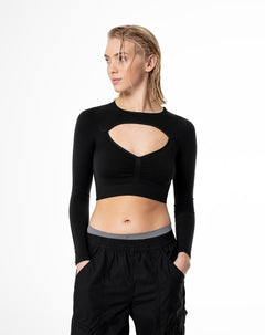 Camiseta cropped fit manga larga negra