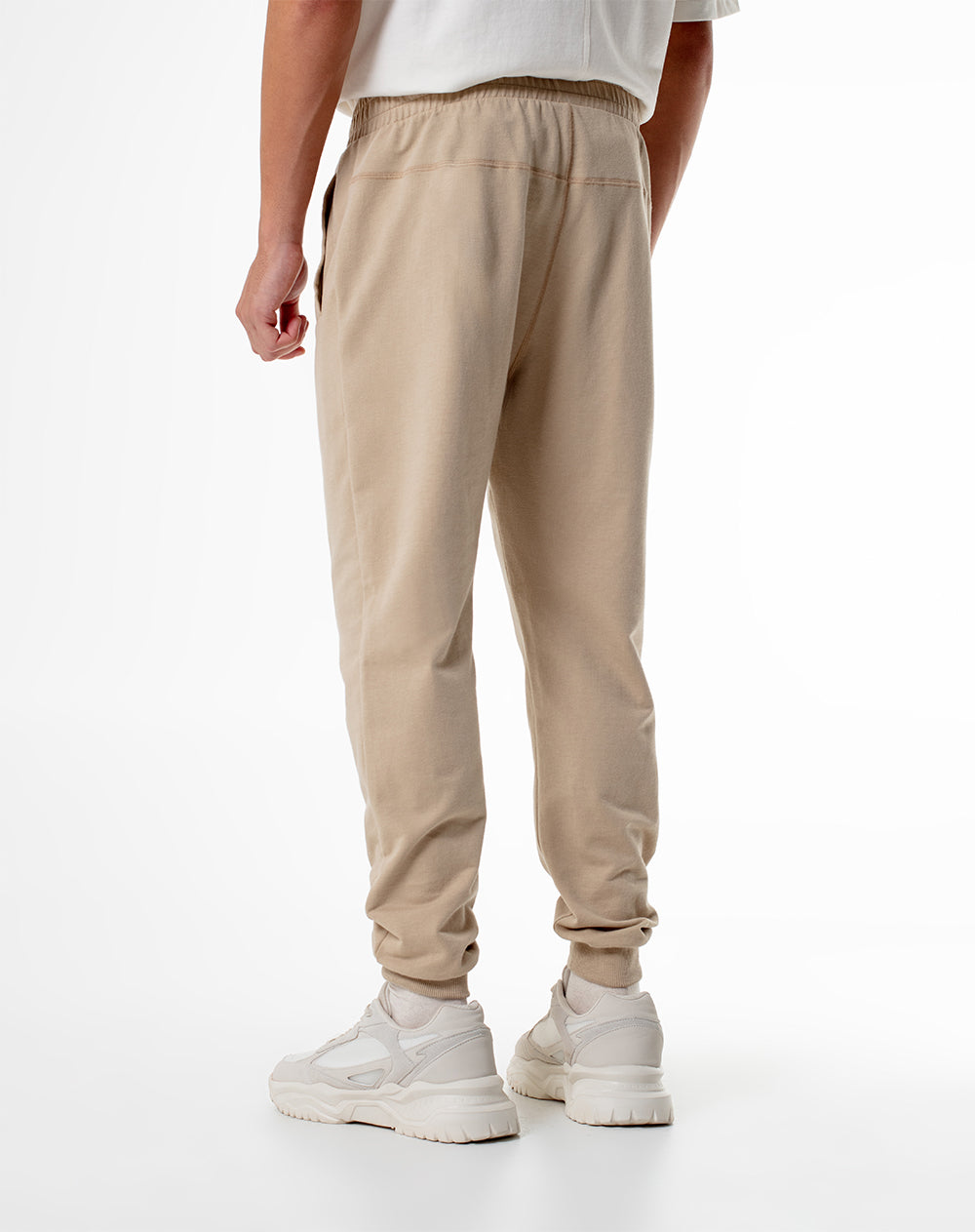 Jogger regular fit tiro medio habano