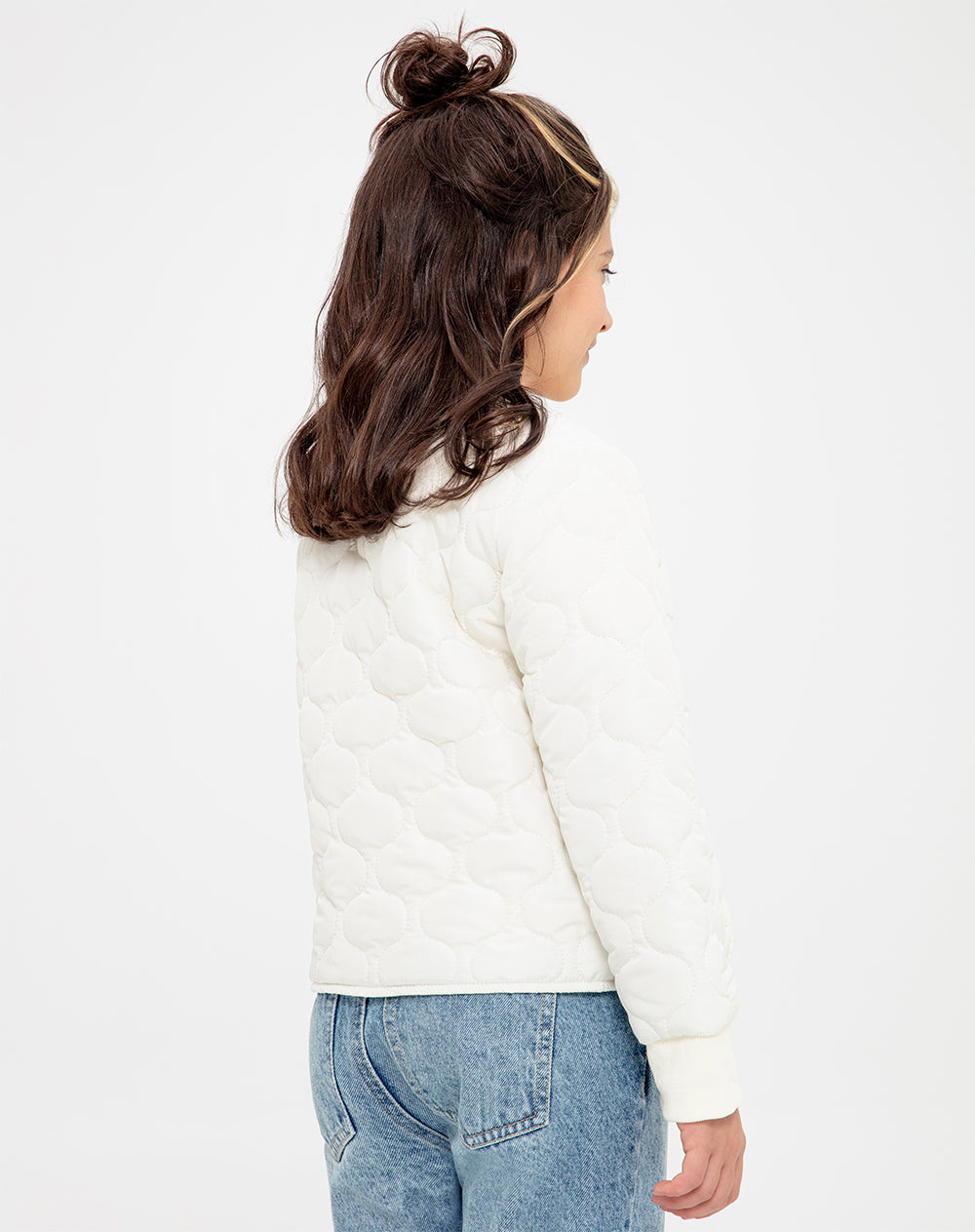 Chaqueta relaxed fit con capucha crema