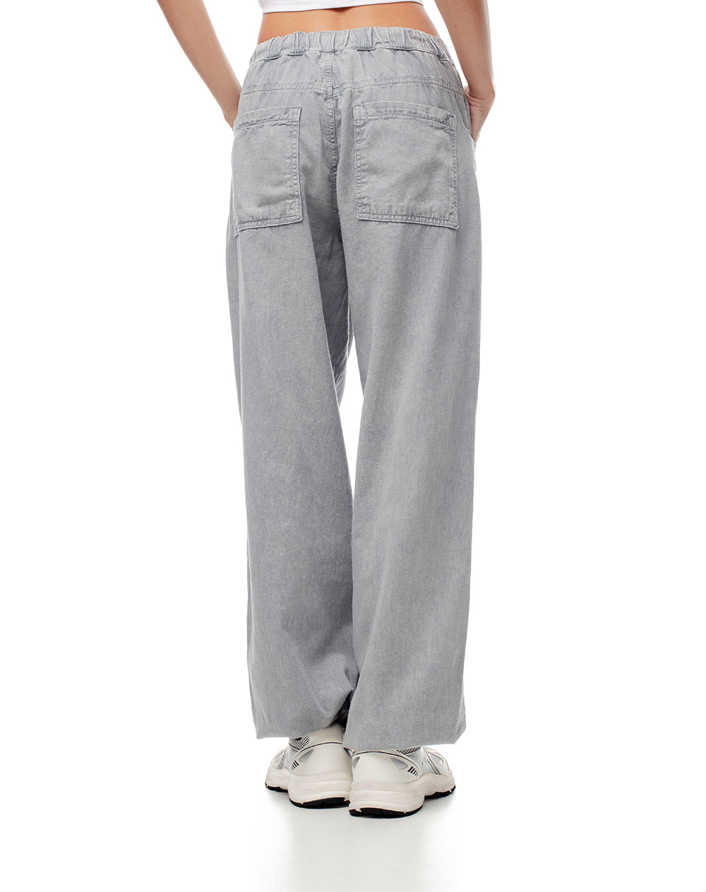 Pantalón loose fit tiro alto en drill gris