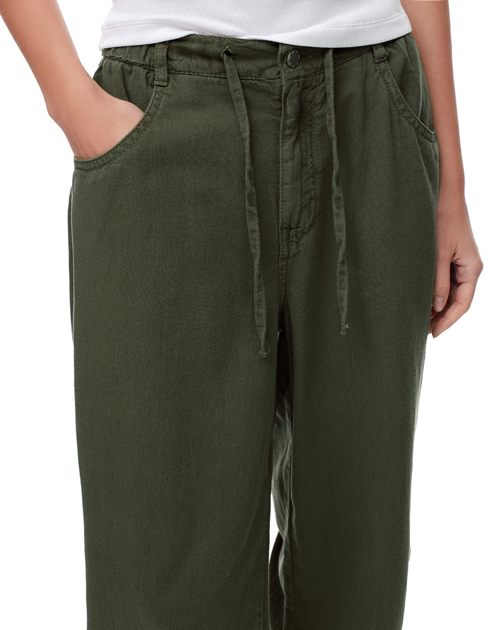 Pantalón loose fit tiro alto en drill verde