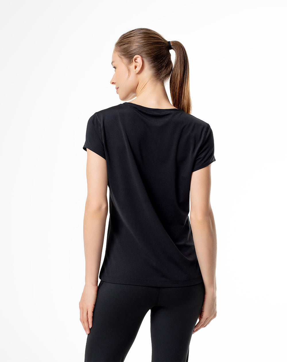 Camiseta Lara regular fit manga corta negra