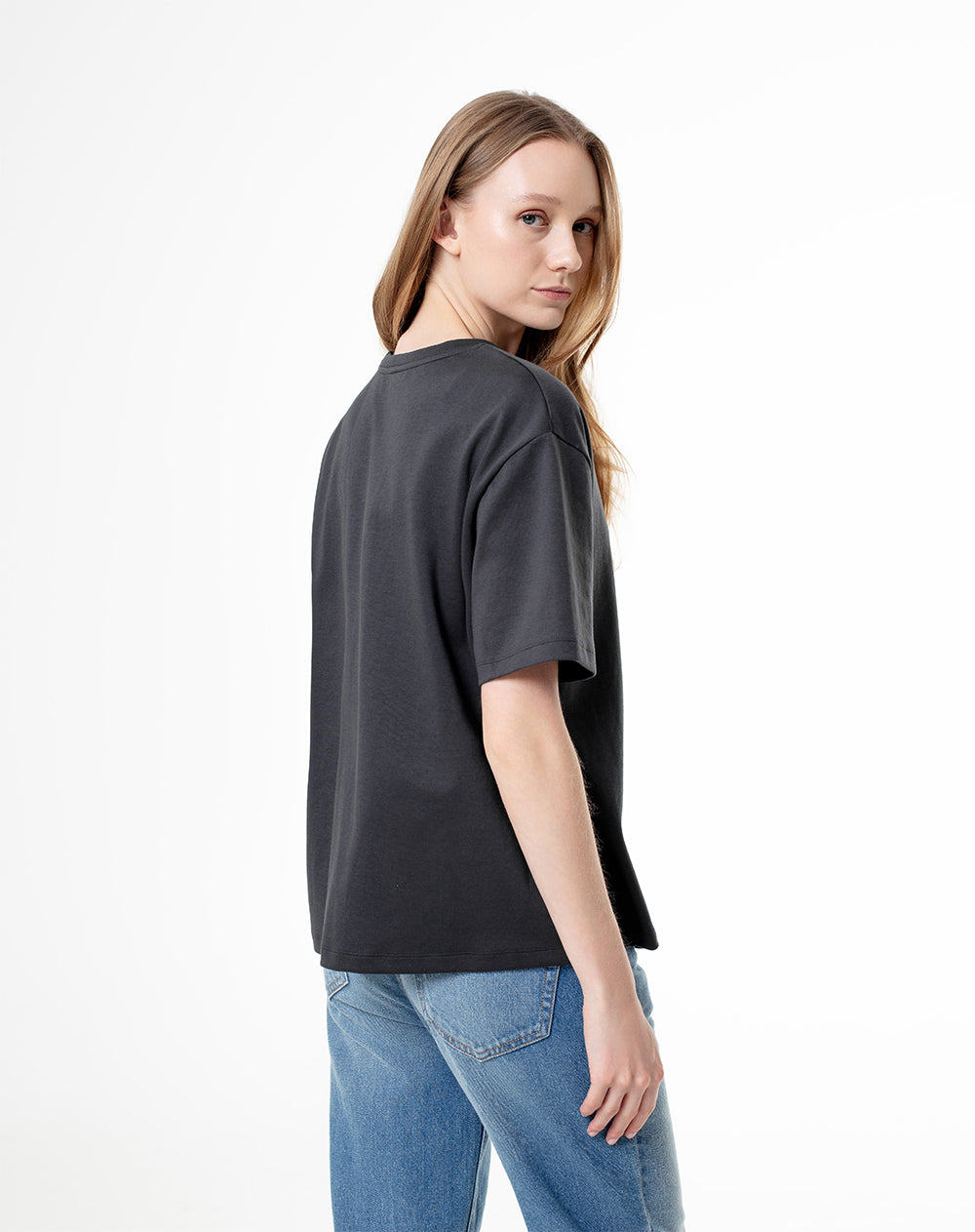 Camiseta oversized fit manga corta negra