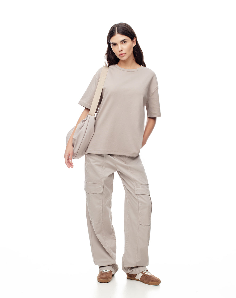 Camiseta oversized fit manga corta taupe