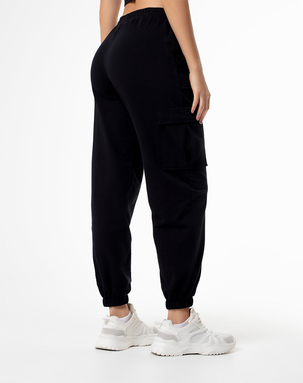 Jogger regular fit tiro medio negro