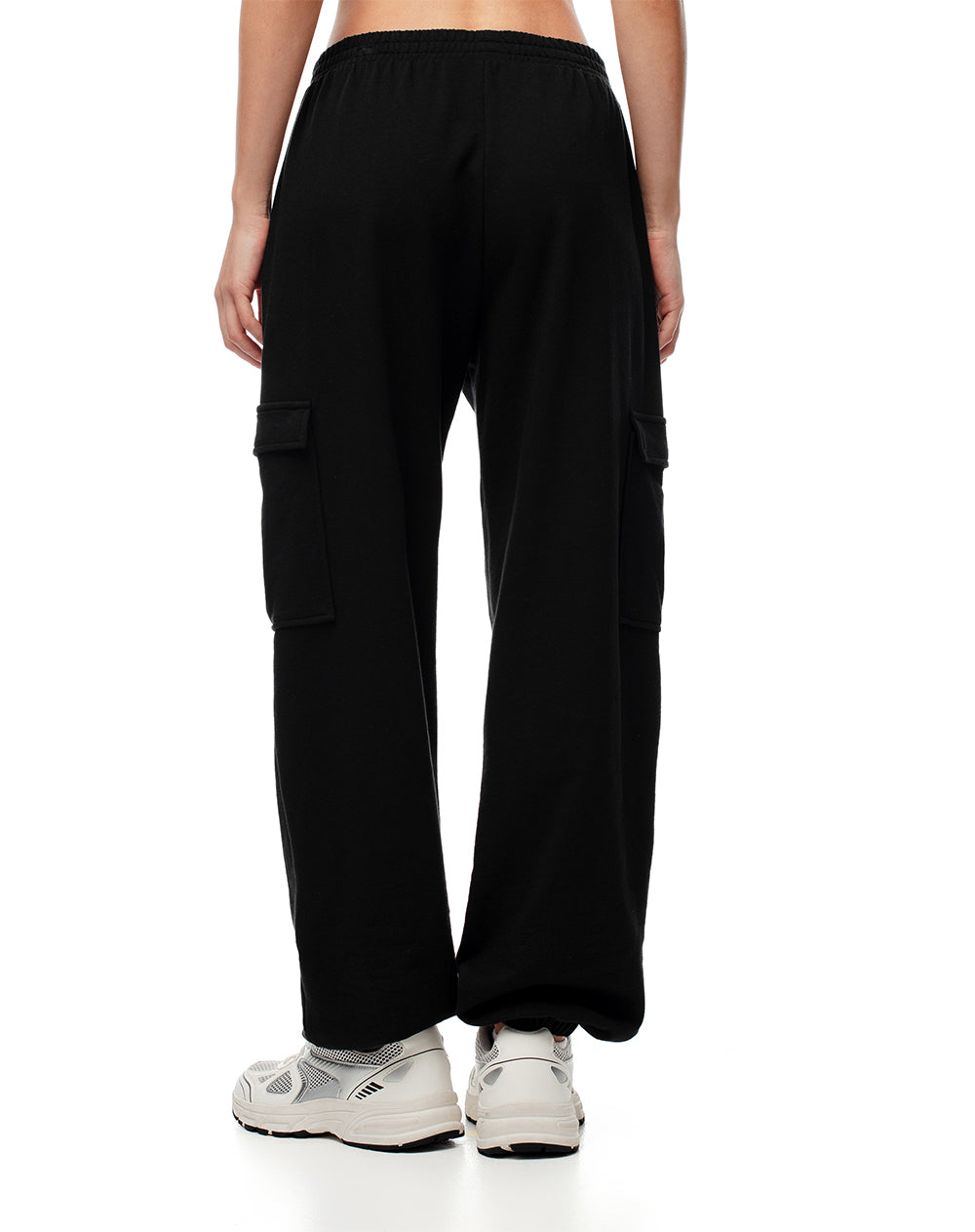 Jogger regular fit tiro medio negro