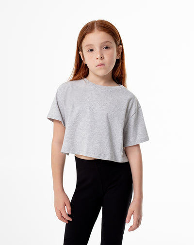 Camiseta cropped fit manga corta gris jaspeada