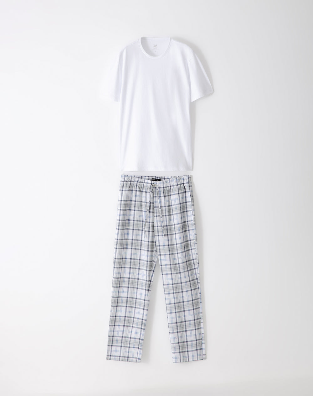 Pijama relaxed fit manga corta blanca