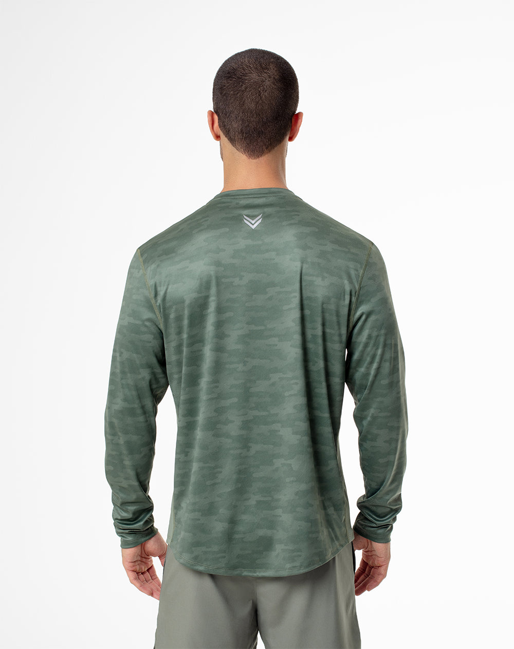 Camiseta regular fit manga larga verde estampada