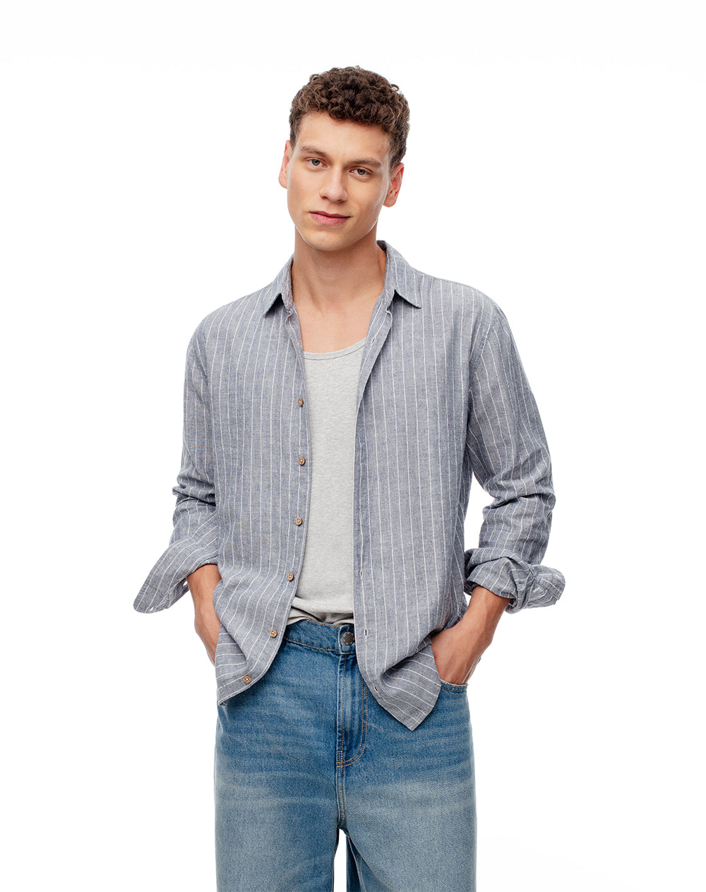 Camisa regular fit manga larga azul con rayas