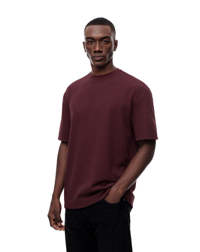 Camiseta oversized fit manga corta vino tinto