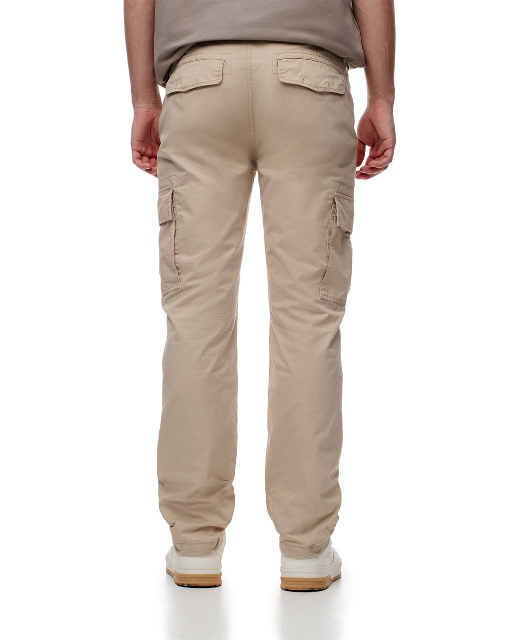 Pantalón slim fit tiro medio habano