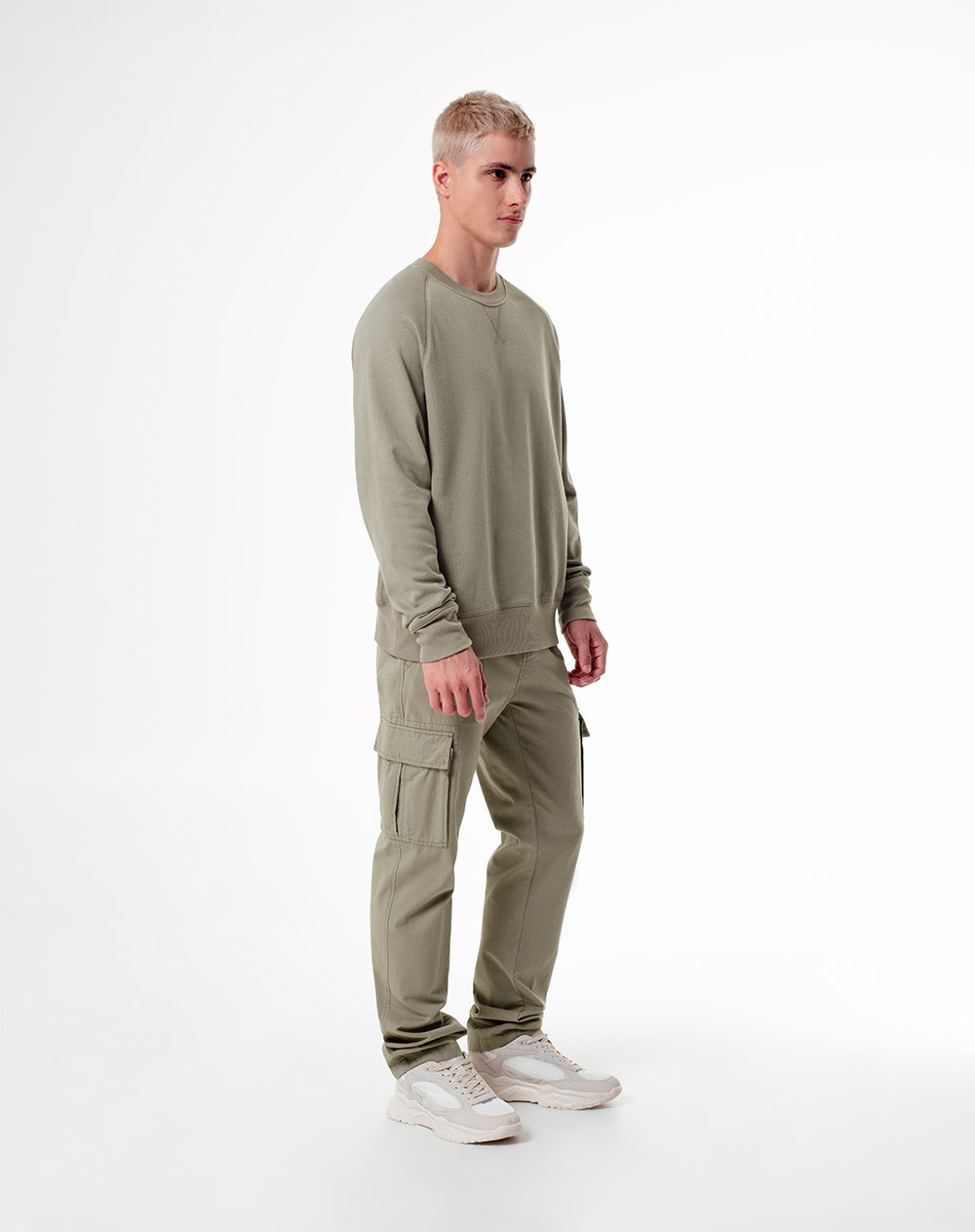 Cargo slim fit tiro medio verde